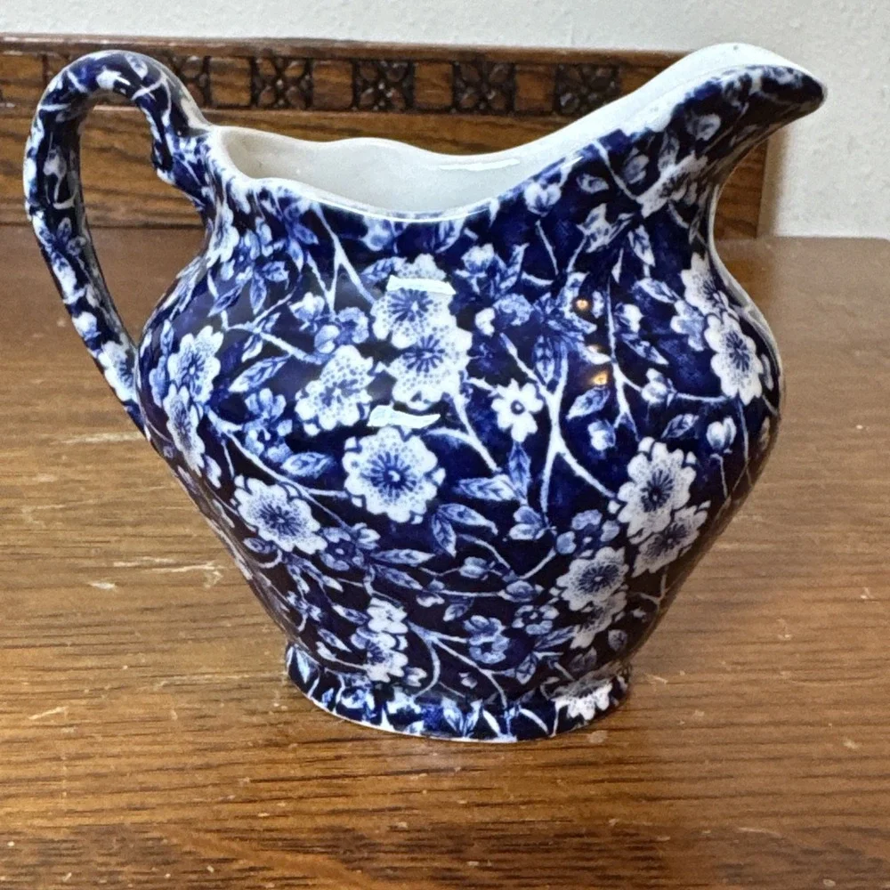 Vtg Royal Crownford Staffordshire Calico Blue Chintz Sugar Bowl & Creamer Set